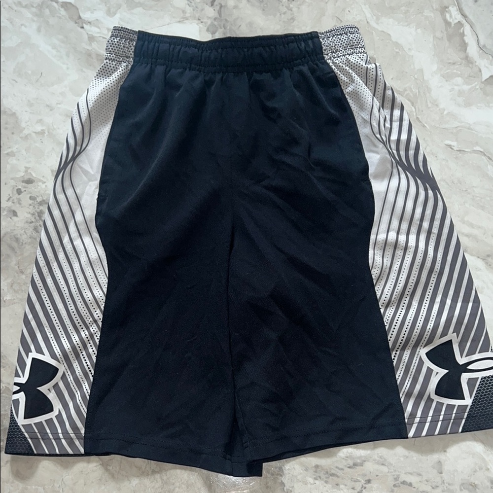 Under Armour boys Black and Gray Athletic Shorts